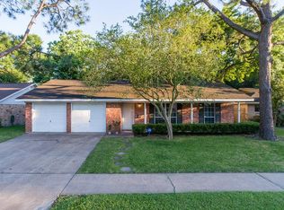 5925 Ariel St, Houston, TX 77074