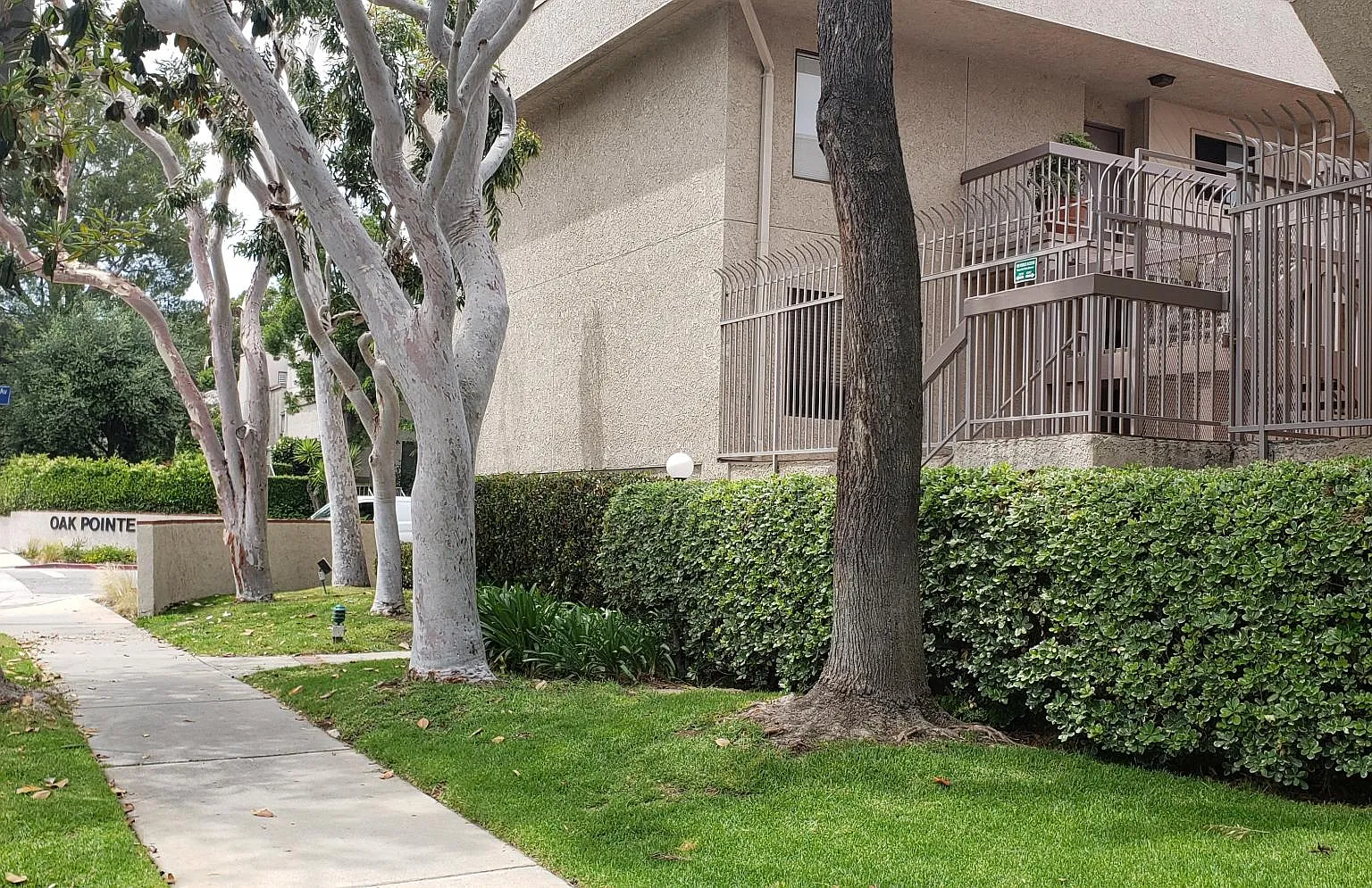 15215 Magnolia Blvd — Photo 1