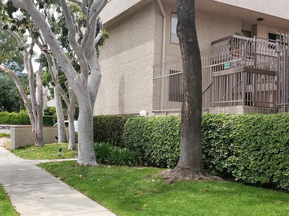 15215 Magnolia Blvd, Sherman Oaks, CA 91403