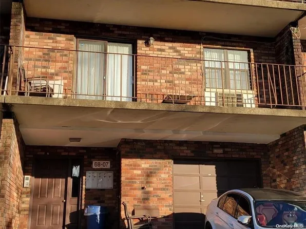 68-07 242nd Street #32C, Little Neck, NY 11362