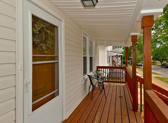 3rd image of 4135 Wilmington Ave