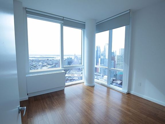 4th image of 66 Rockwell Pl APT 39E