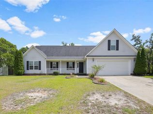 4417 Scenic Pines Dr, Hope Mills, NC 28348