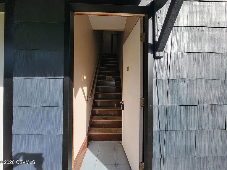 670 Susquehanna Trl — Photo 2