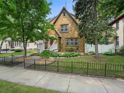 226 Broad St, Menasha, WI, 54952