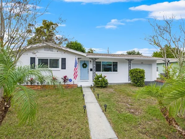 6131 4th St S, Saint Petersburg, FL 33705