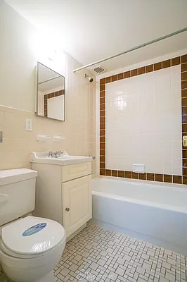 Rented by City Connections Realty | media 14