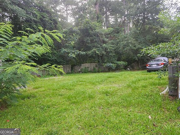 3rd image of 504 9th Ave NW
