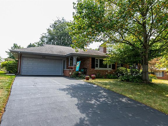 5th image of 3016 Shirlee Dr