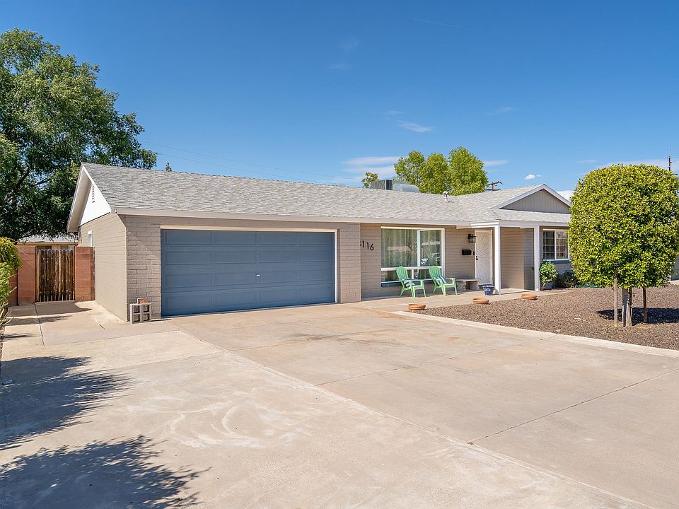 1st image of 3116 E Desert Cove Ave