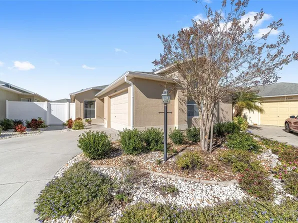 2303 Nautilus Ln, The Villages, FL 32162