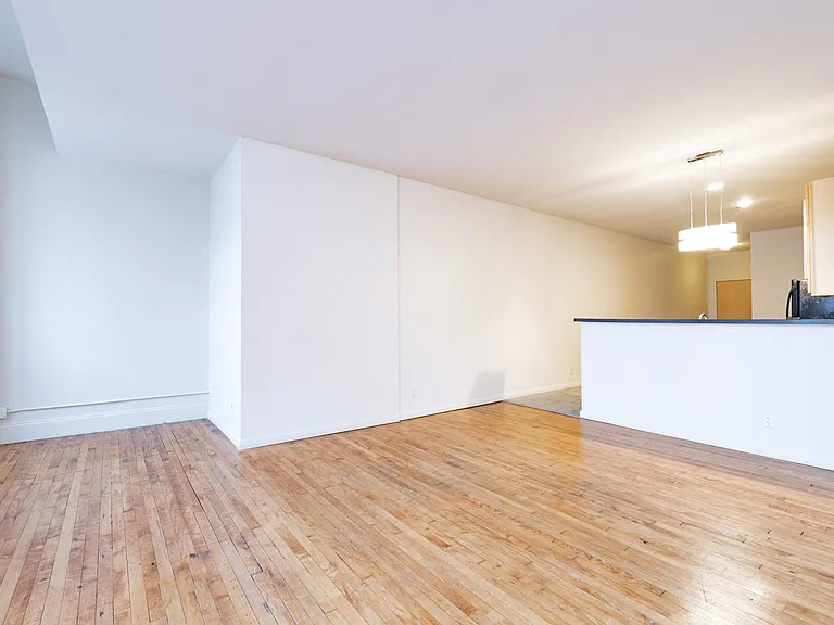 26 West Apartments — Photo 22