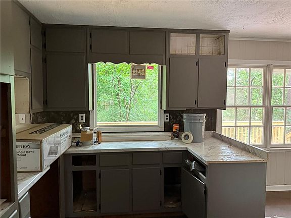5th image of 203 Oglesby Bridge Rd
