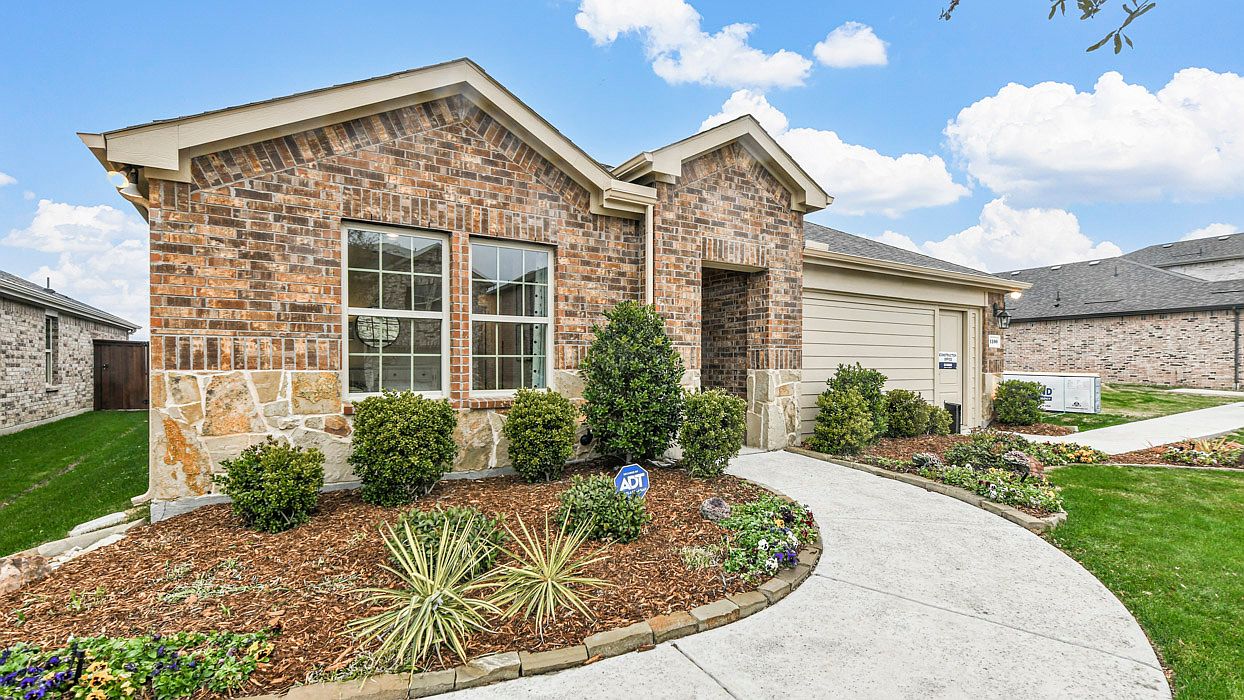 house on the hill 80サイズ Chalk Hill by D.R. Horton in Celina TX | Zillow