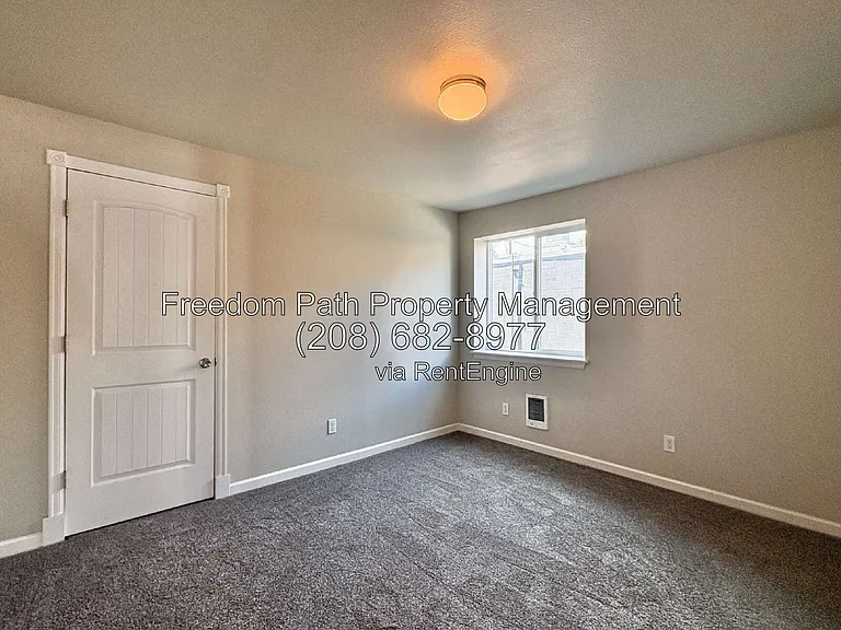 1212 E Sherman Ave #1 — Photo 9