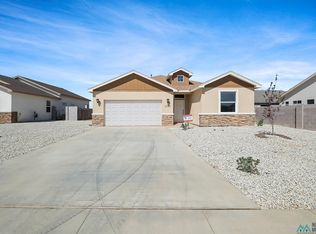 3703 Saguaro Dr, Carlsbad, NM 88220