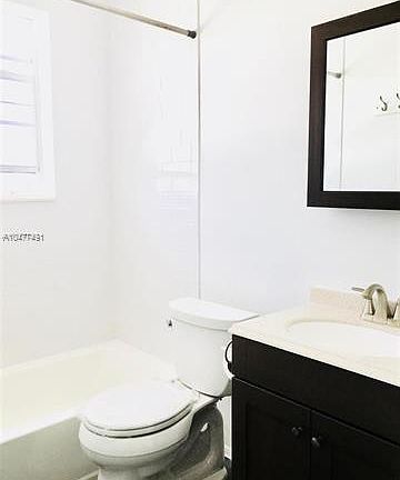 2nd image of 820 Meridian Ave APT 105