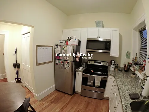 1463 Beacon St #14T Photo 1