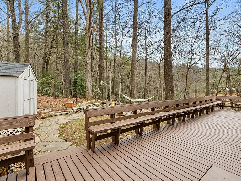 224 Rock Haven Ln — Photo 27