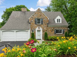 11 Windsor Ln, Scarsdale, NY 10583