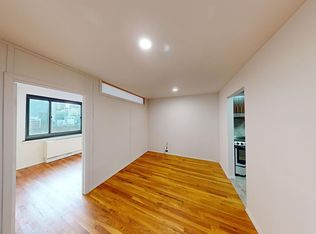 284 Mott St APT 3N, New York, NY 10012