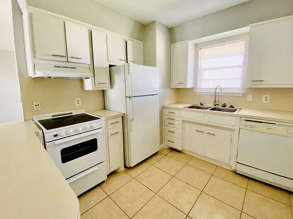 1st image of 2320 E 21st St Unit 705