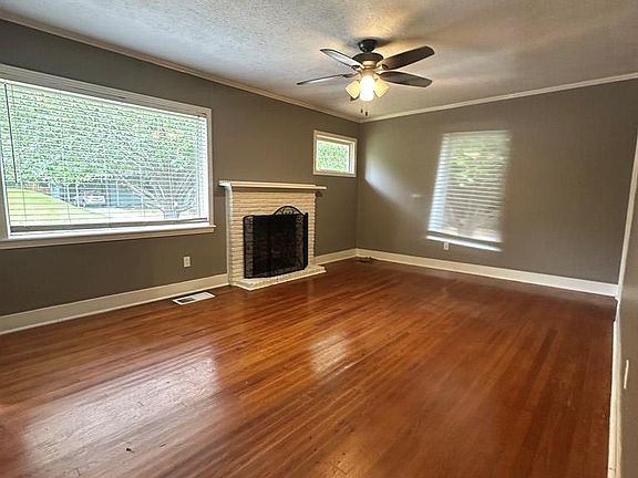 3rd image of 1804 Macarthur Dr