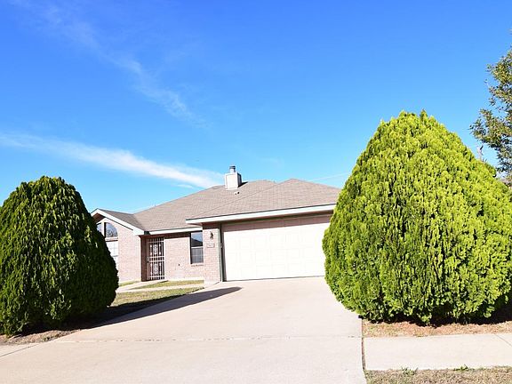 2nd image of 2805 Westwood Dr