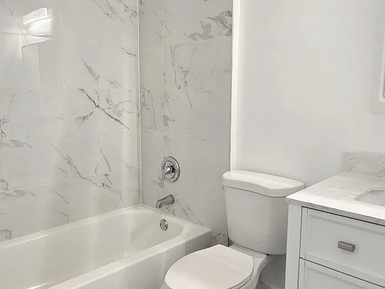 8320 Lagos De Campo Blvd — Photo 20