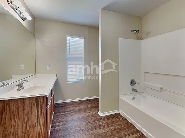 19842 Stonecross Glen Ln — Photo 14