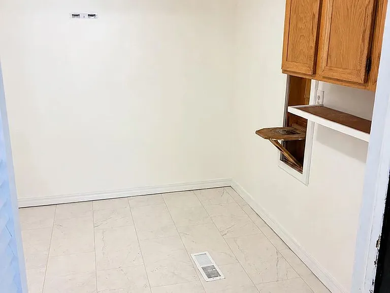5212 S Columbia Pl — Photo 12