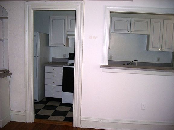 4th image of 4209 Grove Ave APT 11