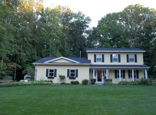 7832 Creekwood Dr SE, Alto, MI 49302