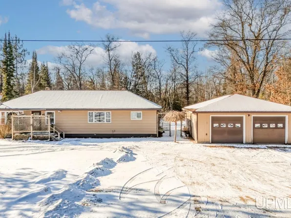 9499 County Road 513 T Rd #T, Rapid River, MI 49878