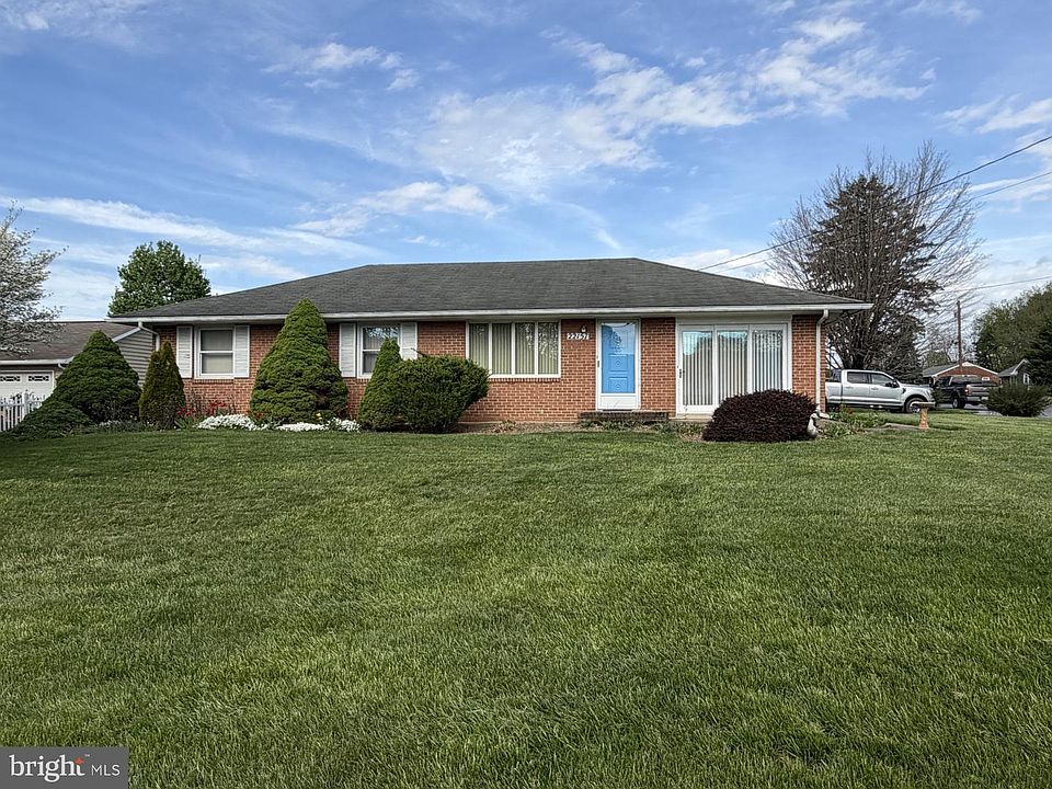 1st image of 22157 Holiday Dr