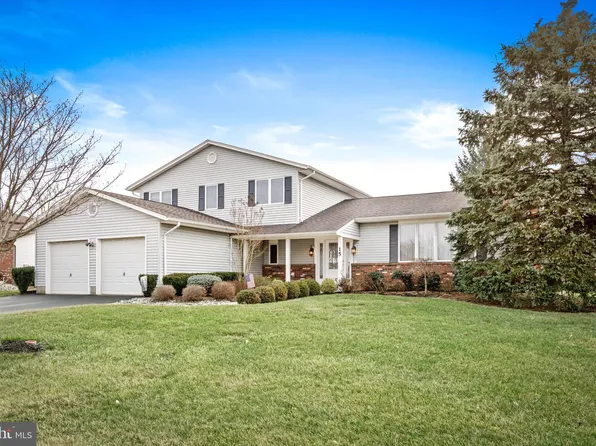 15 Baggaley Rd, Hamilton, NJ 08690