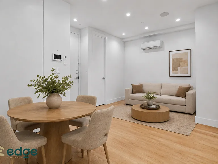 754 Grand St #4I — Photo 1