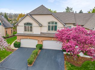 1063 W Sutton Ct, Palatine, IL 60067