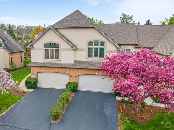 1063 W Sutton Ct, Palatine, IL 60067