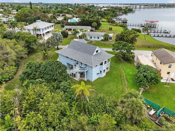 780 SW 31st St, Palm City, FL 34990