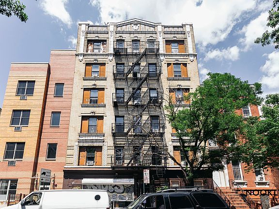 2nd image of 171 S 4th St APT 17