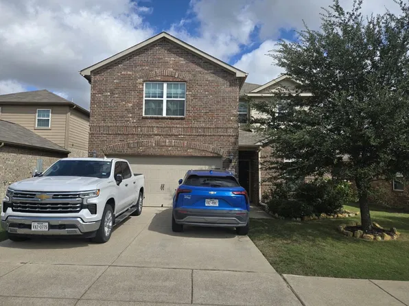 137 Presidents Way, Venus, TX 76084