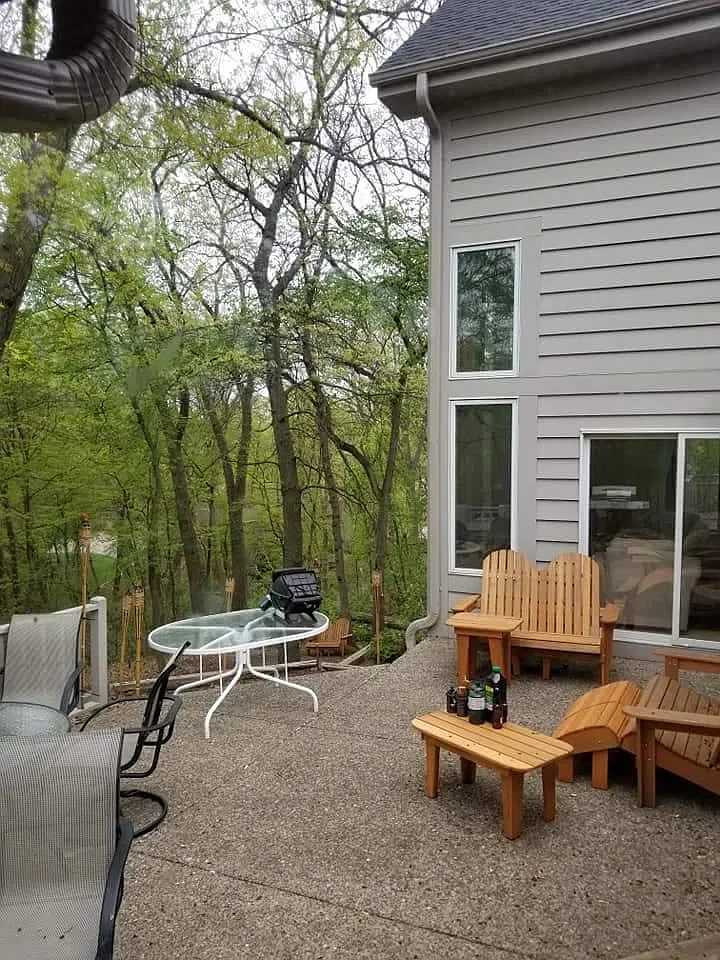2601 Abbey Hill Dr — Photo 2