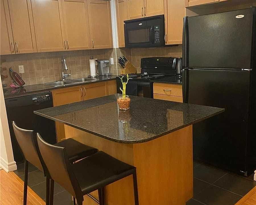 310 Burnhamthorpe Rd W Mississauga, ON, L5B4P9 Apartments for Rent Zillow