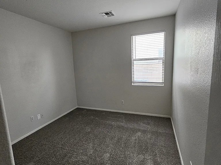 12247 W Grant St — Photo 10