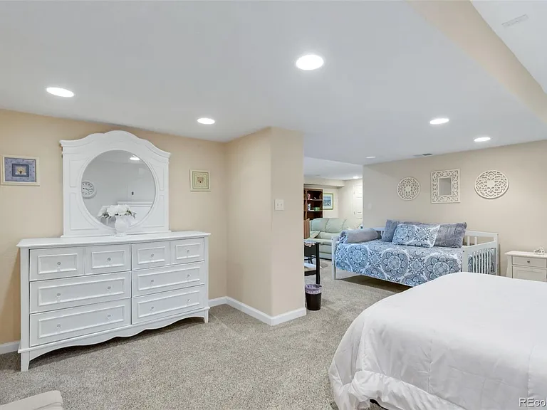 4977 S Eagle Cir — Photo 32