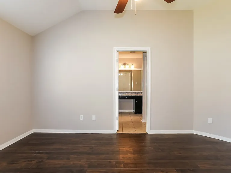 311 Lake View Dr — Photo 11