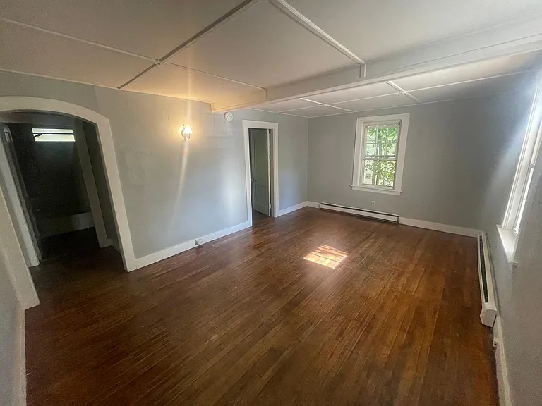 105 Main St #7 — Photo 7