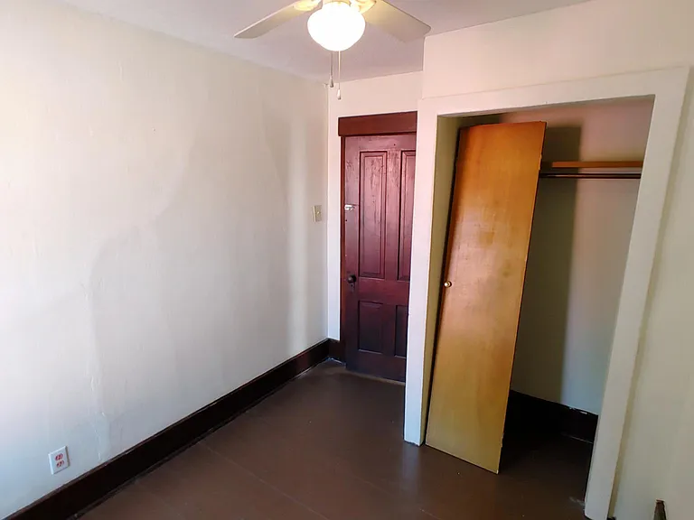 105 Oakwood Ave — Photo 23