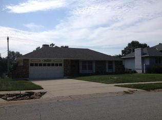 16209 E 40th St, Independence, MO 64055